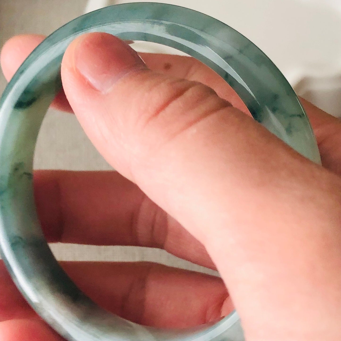 55 mm Green Float Flowers Jadeite Jade D shaped Bangle