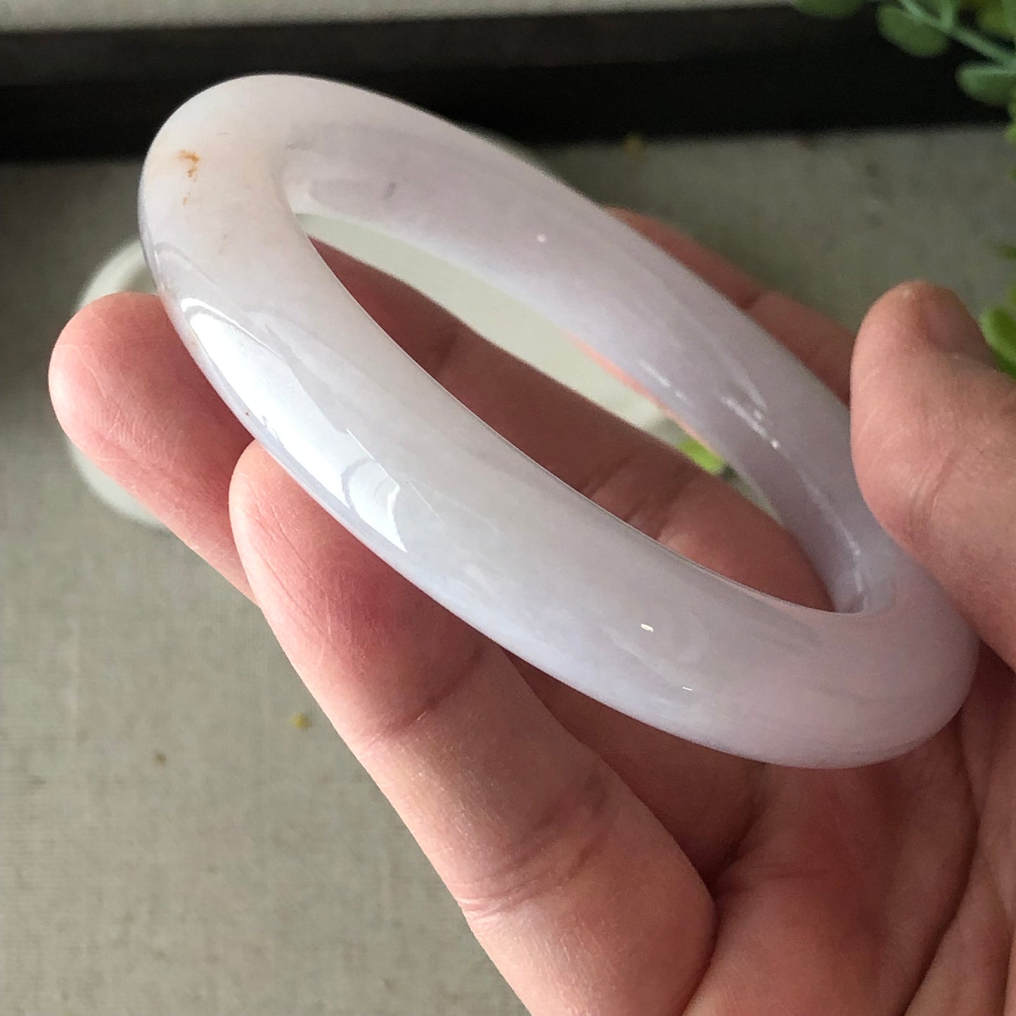 57 mm Icy Light Lavender Jadeite Jade round shaped Bangle