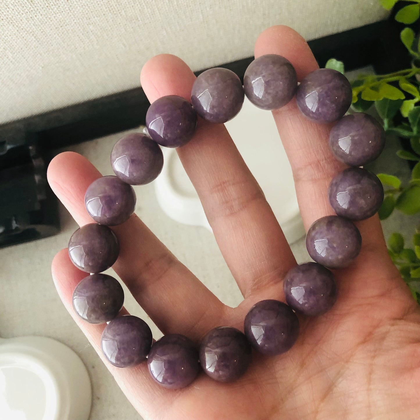 13.6 mm Purple Mauve Cotton Jadeite Jade Bead Bracelet