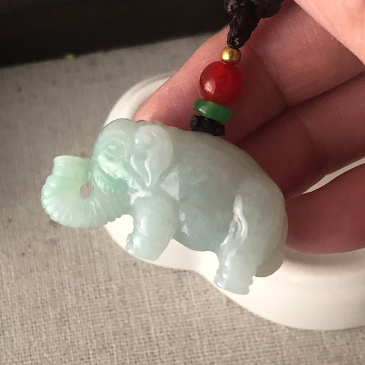 37mm Jadeite Jade Green Carved Elephant  Pendant Neck Rope Tie