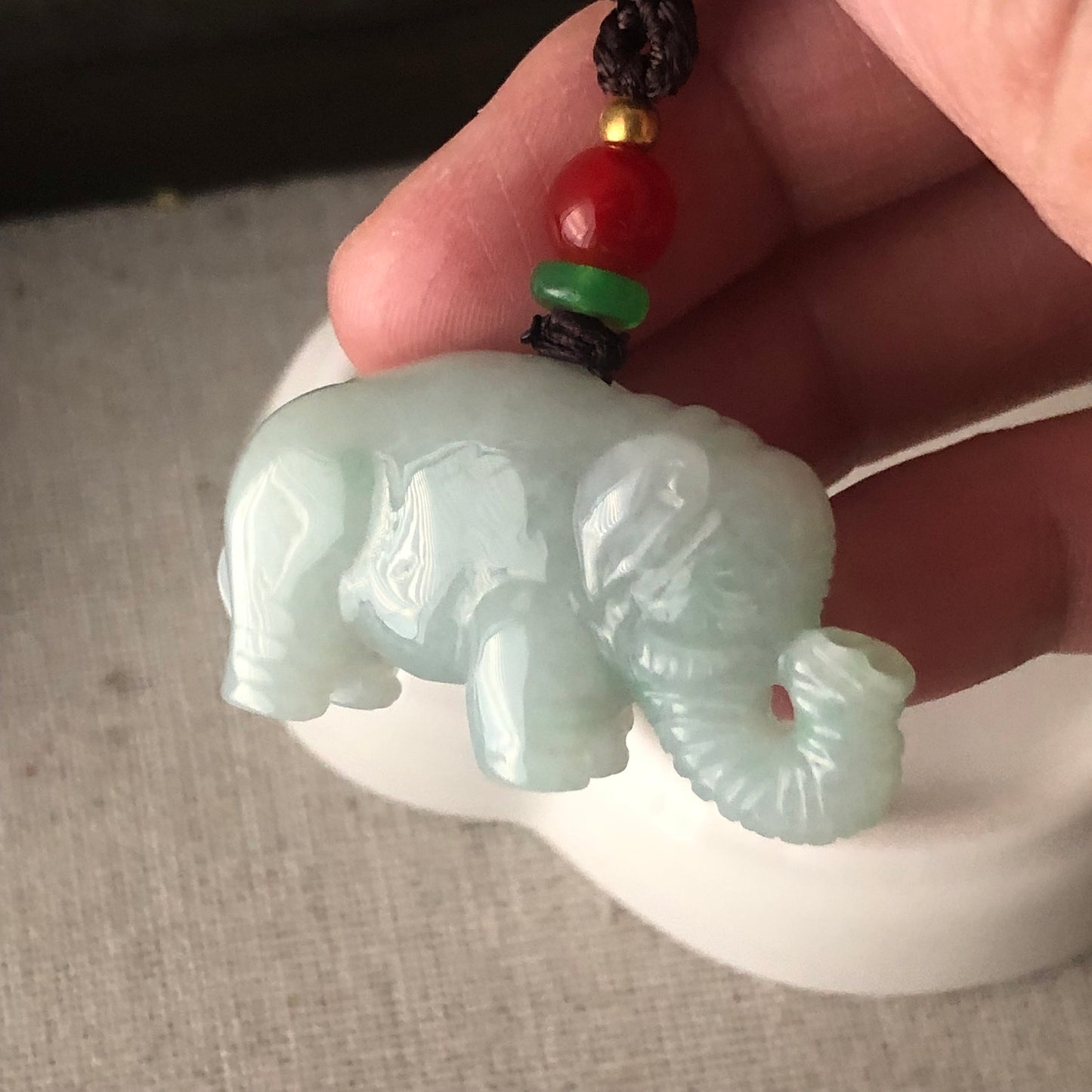 37mm Jadeite Jade Green Carved Elephant  Pendant Neck Rope Tie