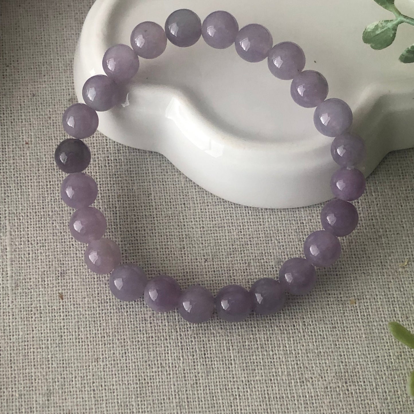 8mm RARE Icy Glossy Sakura Mauve Lavender Jadeite Jade Bead Bracelet