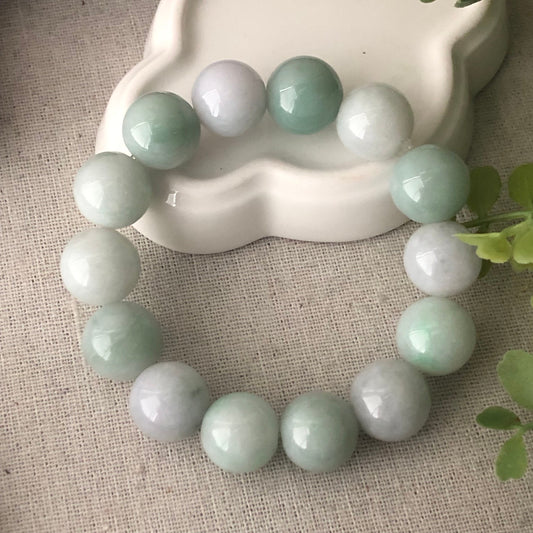 14.5 mm Glossy Green Jade Jadeite Bead Bracelet