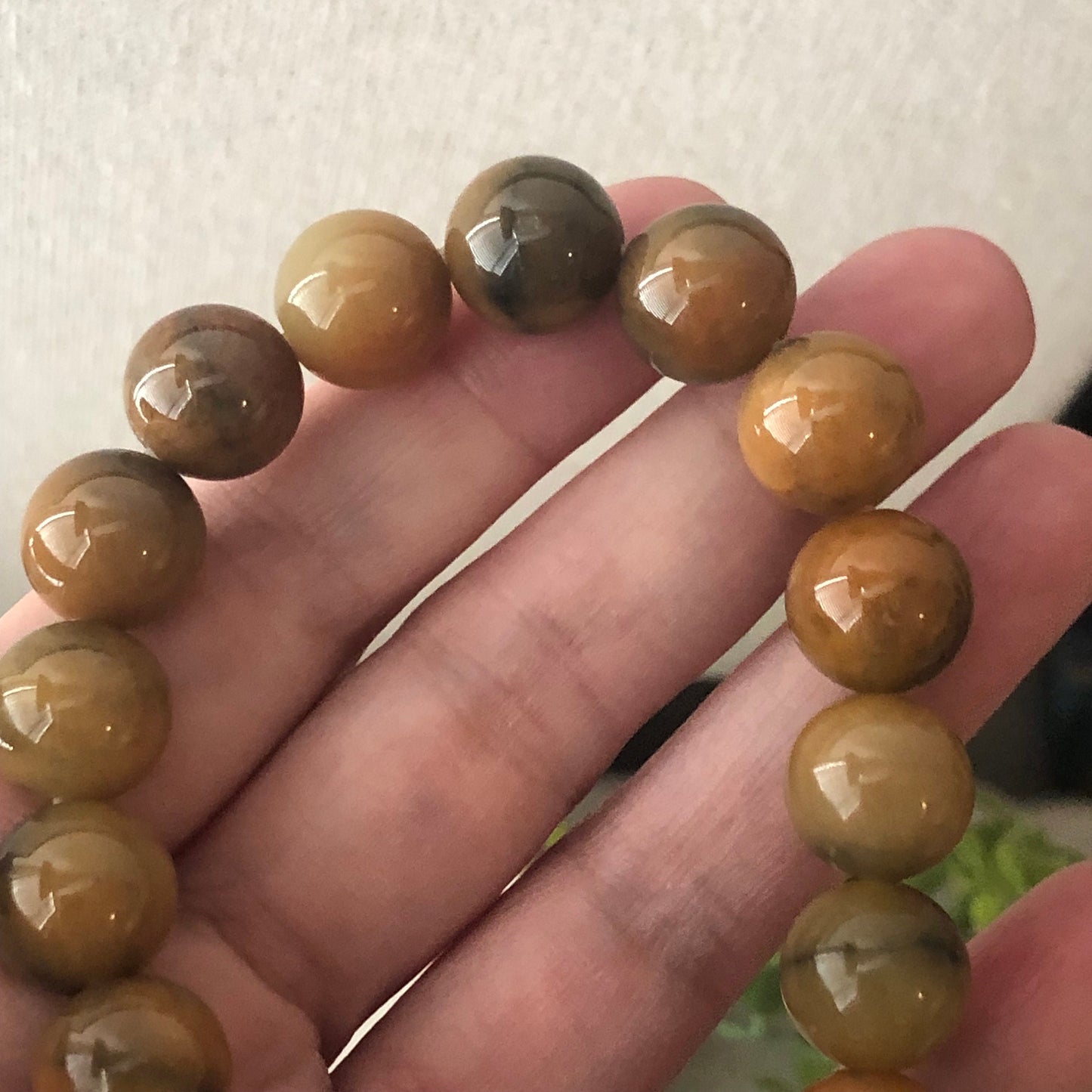 12mm Asst Yellow Brown Gradient Glossy Jadeite Jade Bead Bracelet