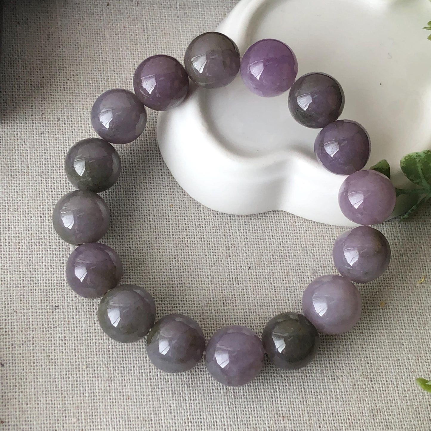 13.5mm Wuji Lavender Jade Jadeite Bead Bracelet