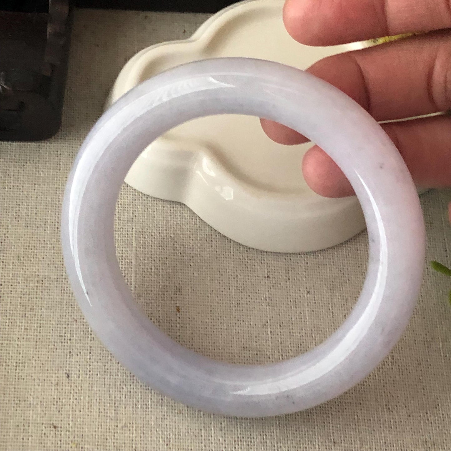 56.8 mm Icy Light Lavender Wuji Jadeite Jade Round Shaped Bangle