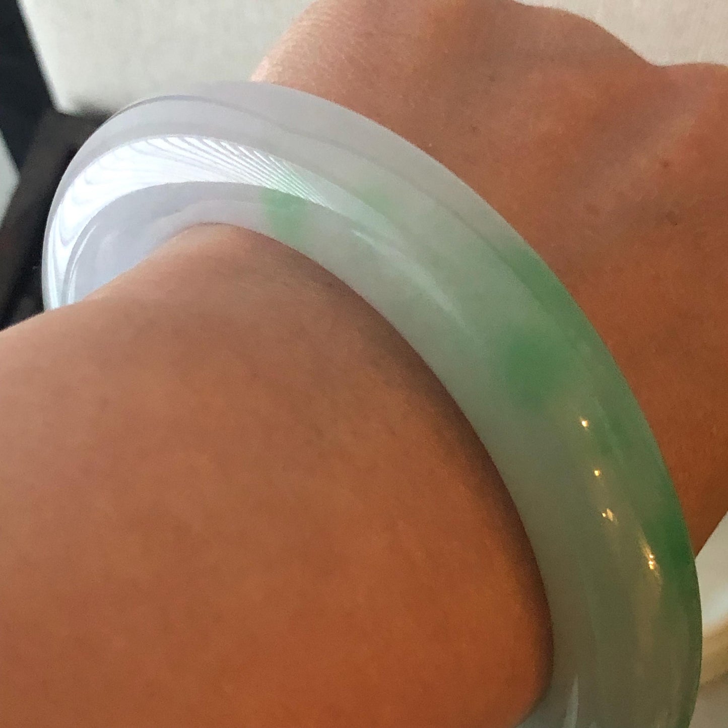 60mm Icy Lavender Green Float Flowers Jadeite Jade Round shaped Bangle