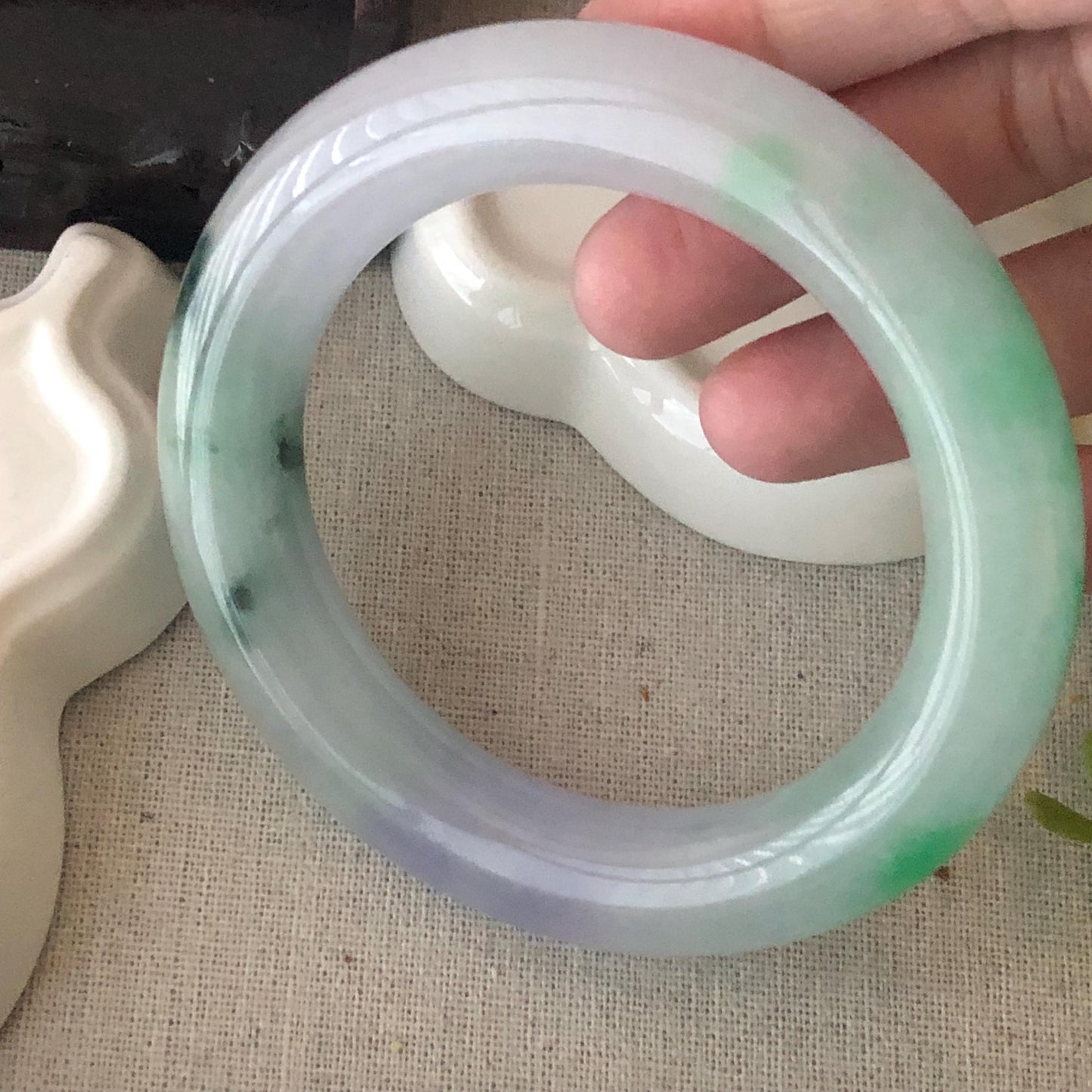 60mm Icy Lavender Green Float Flowers Jadeite Jade Round shaped Bangle