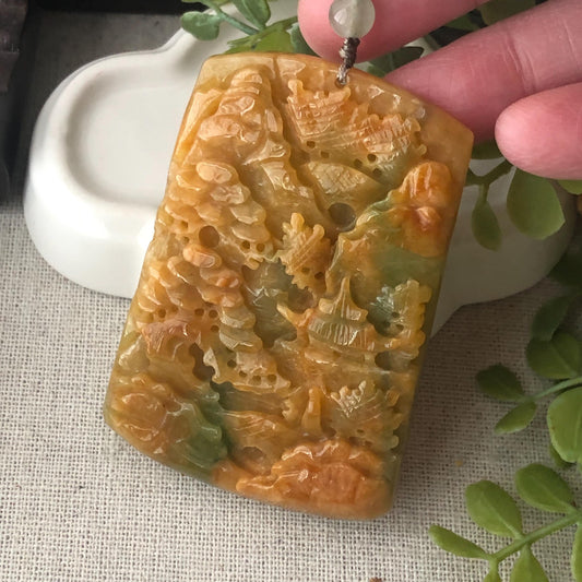 65.7 mm Yellow Green Carved Landscape Mountain Trees Pendant