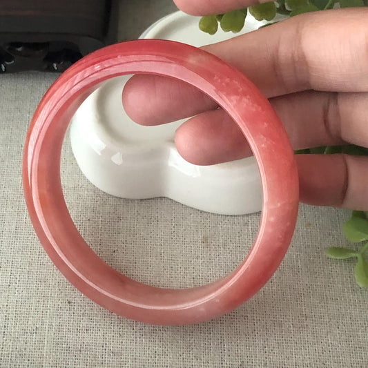 57mm Light Red Cottony Jadeite Jade D-Shaped Bangle