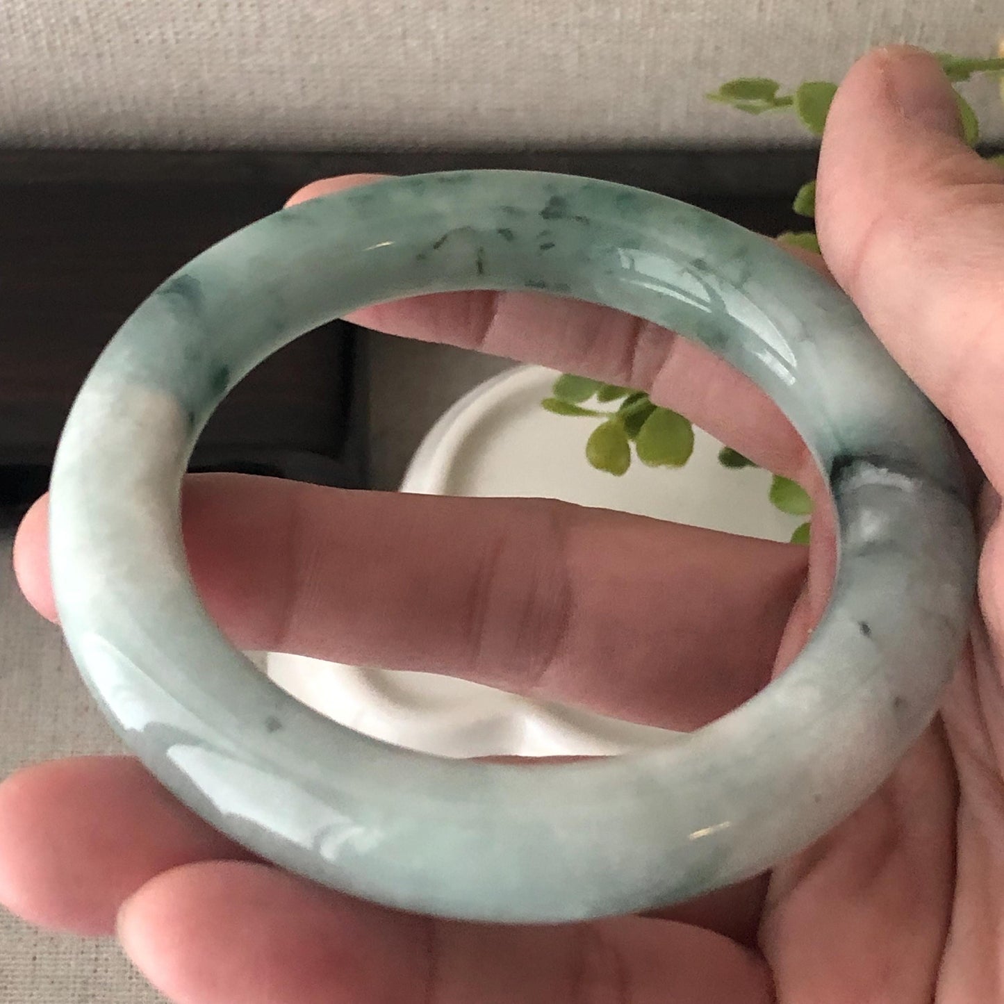 56mm Green Float Flowers Jadeite Jade Round Shaped Bangle
