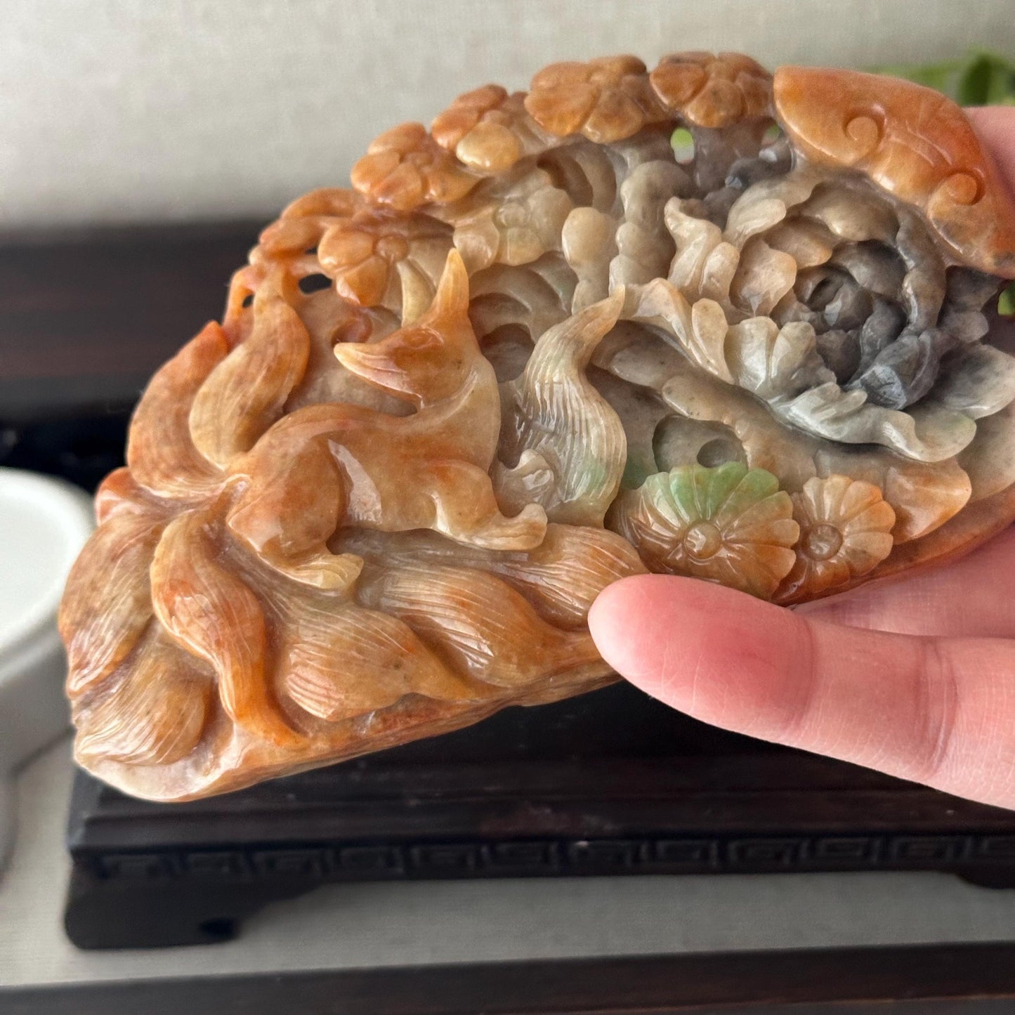 115mm Red Brown Jadeite Jade Carved Flower Kitsune Fox Tail Statue Display