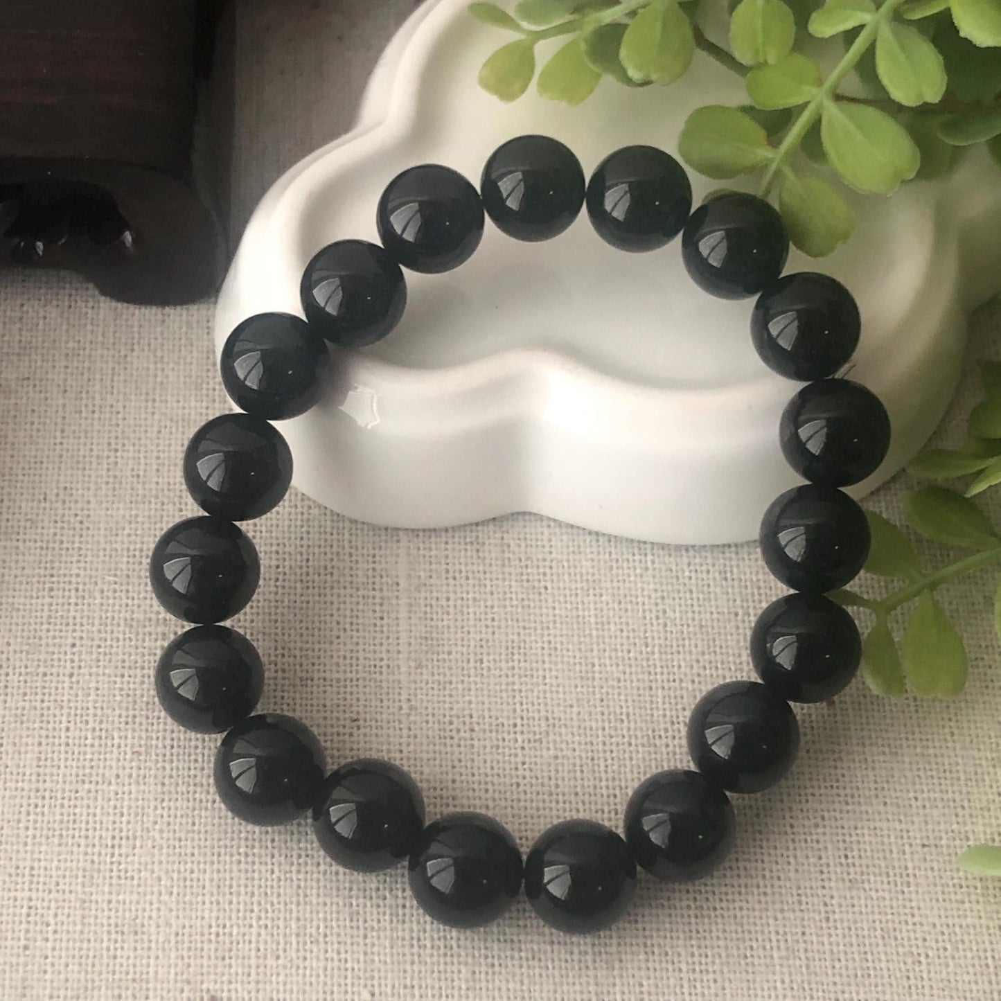 10mm High Glossy Omphacite Black Jadeite Jade Bead Bracelet