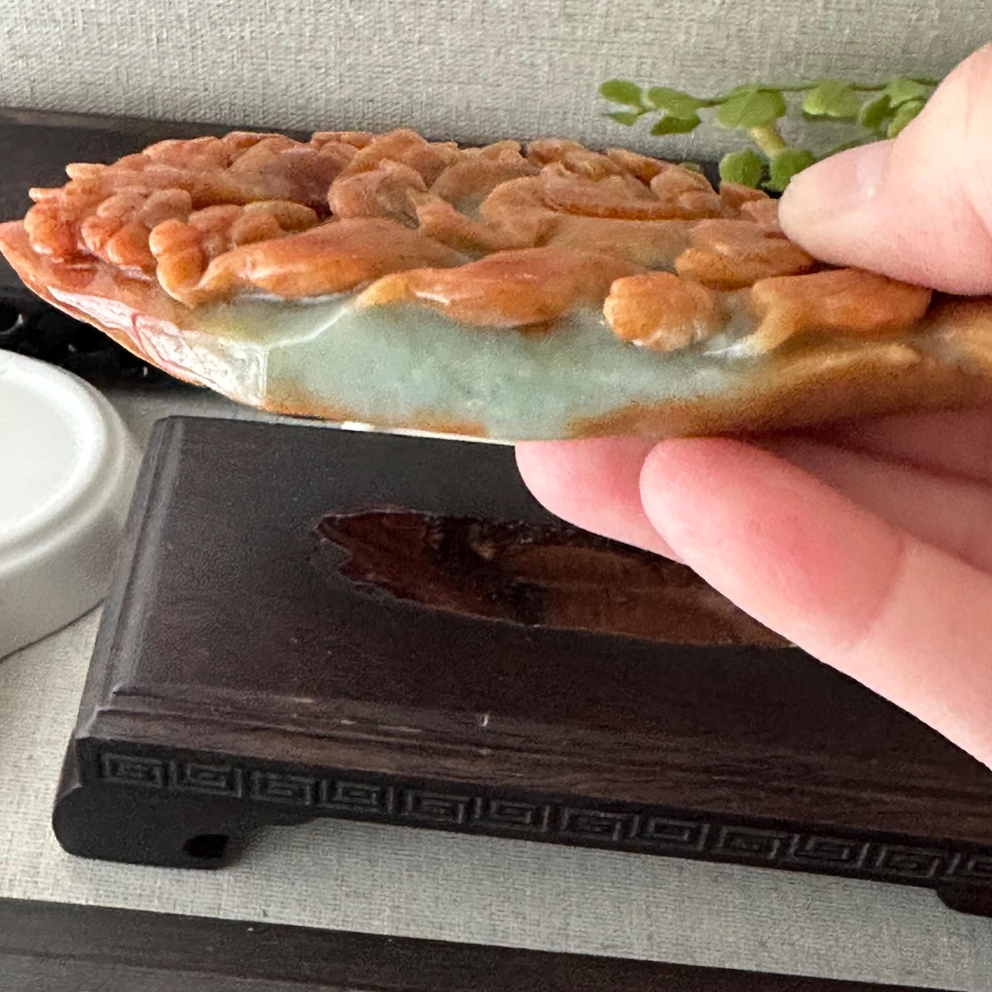 115mm Red Brown Jadeite Jade Carved Flower Kitsune Fox Tail Statue Display