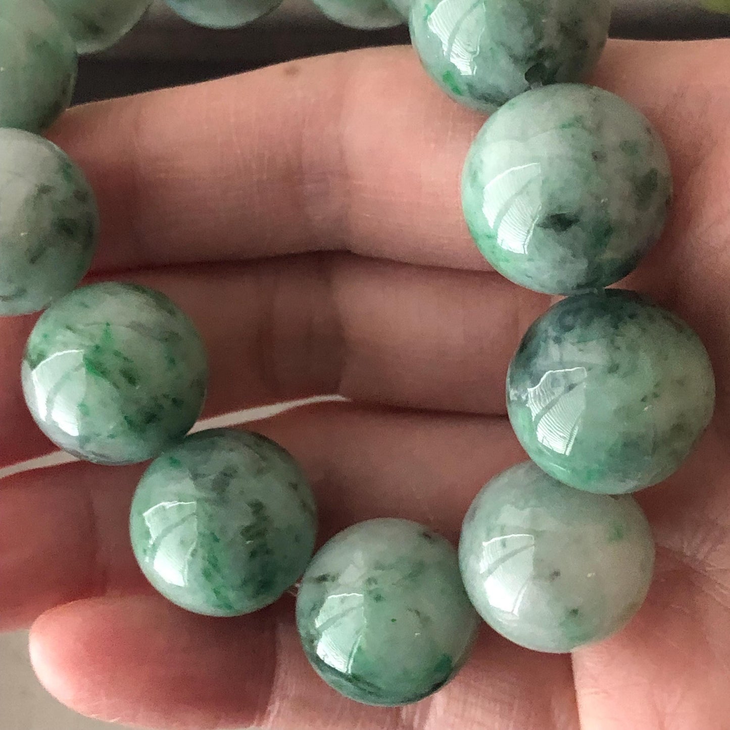 16mm Jade Jadeite Green Float Flowers Round Bead Bracelet RARE