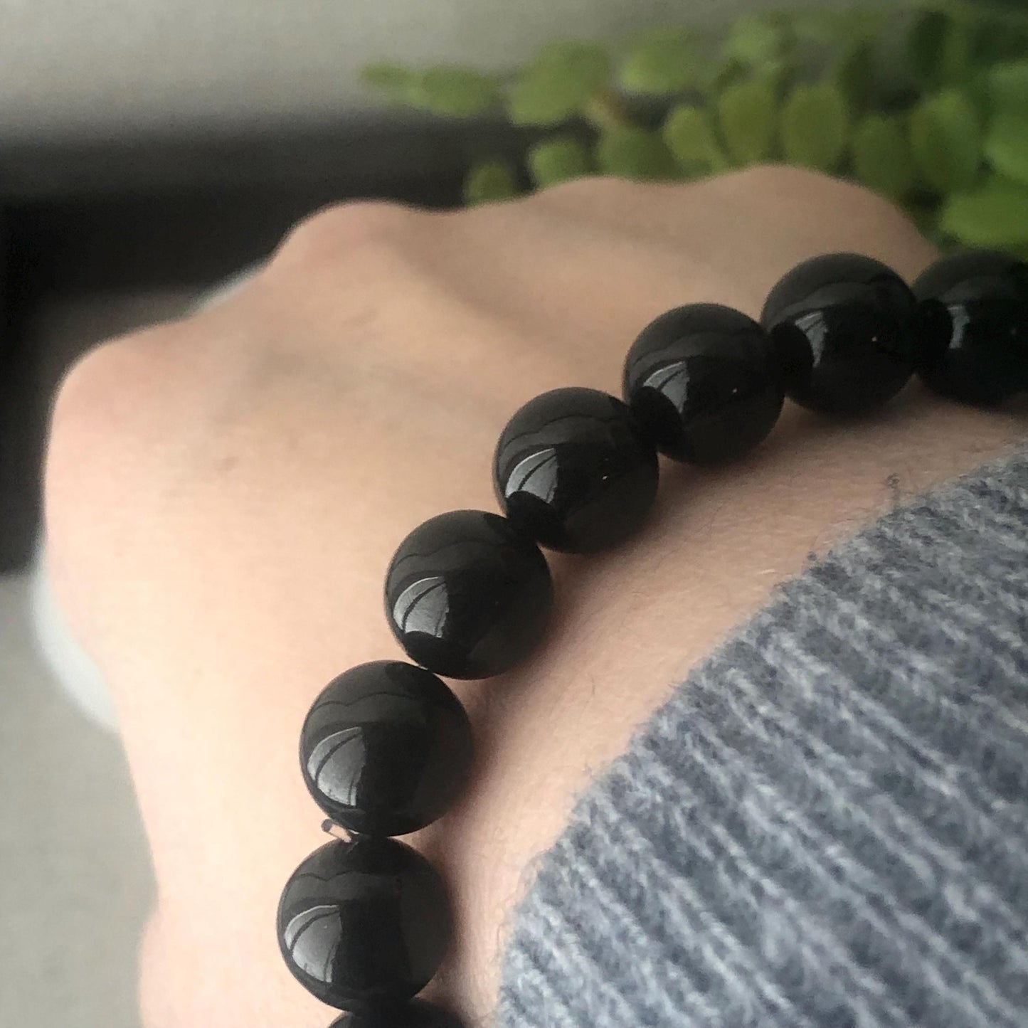 10mm High Glossy Omphacite Black Jadeite Jade Bead Bracelet